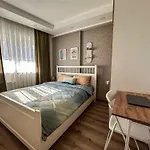Smartly Designed Cozy 1br Lägenhet *